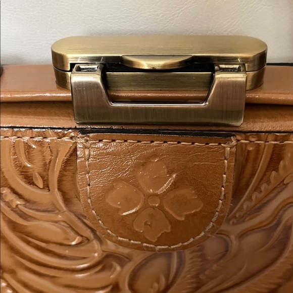 Patricia Nash Gracchi Tooled Leather Satchel/Crossbody Florence P38407 - Picture 4 of 10